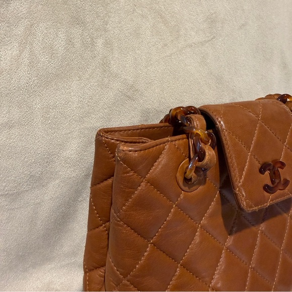 Vintage CHANEL Brown Lambskin Quilted Resin Chain Shoulder Bag 90s Rare Karl Era - Picture 15 of 16